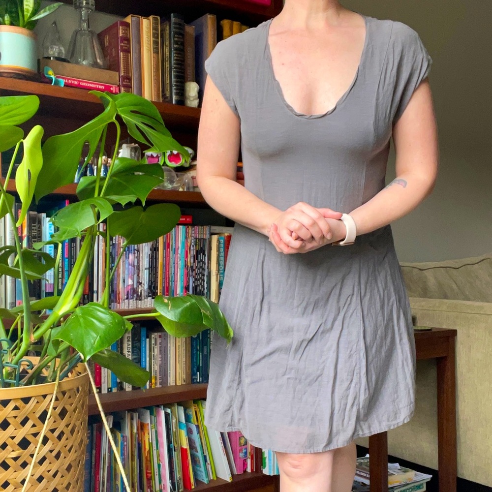 James Perse gray dress scoop neck